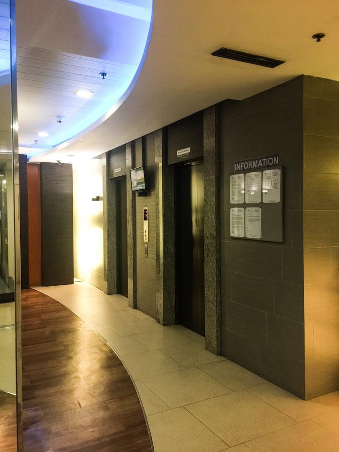 Antel Serenity Suites At Poblacion Makati Makati City Exterior photo